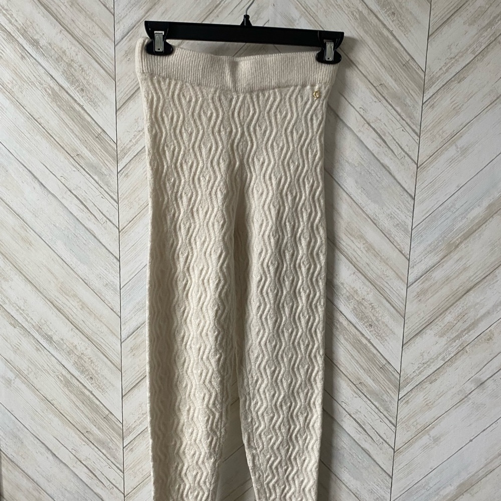 Women’s Guess Cream Leggings